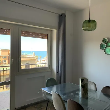 Pontile Di Rutilio Namaziano Flat Apartment Lido di Ostia